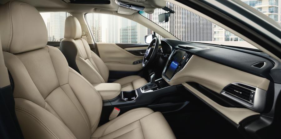 Интерьер Subaru Legacy 2019 года  (NA) (фото 7 из 13)